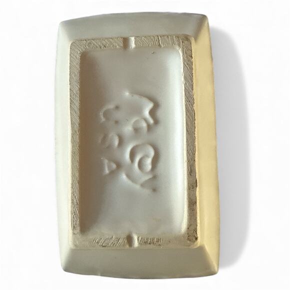 Vintage McCoy USA Pottery Cream White Planter 7"x4.5"x3" Mid Century - Picture 6 of 6